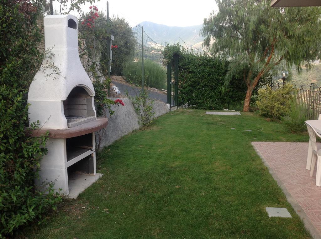 בורדיגרה Agriturismo Da Lui חדר תמונה